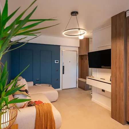 Chestnut In Odyssey Pools N Parking Apartman *