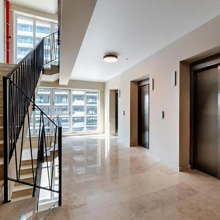 Chestnut In Odyssey Pools N Parking Apartman Năvodari